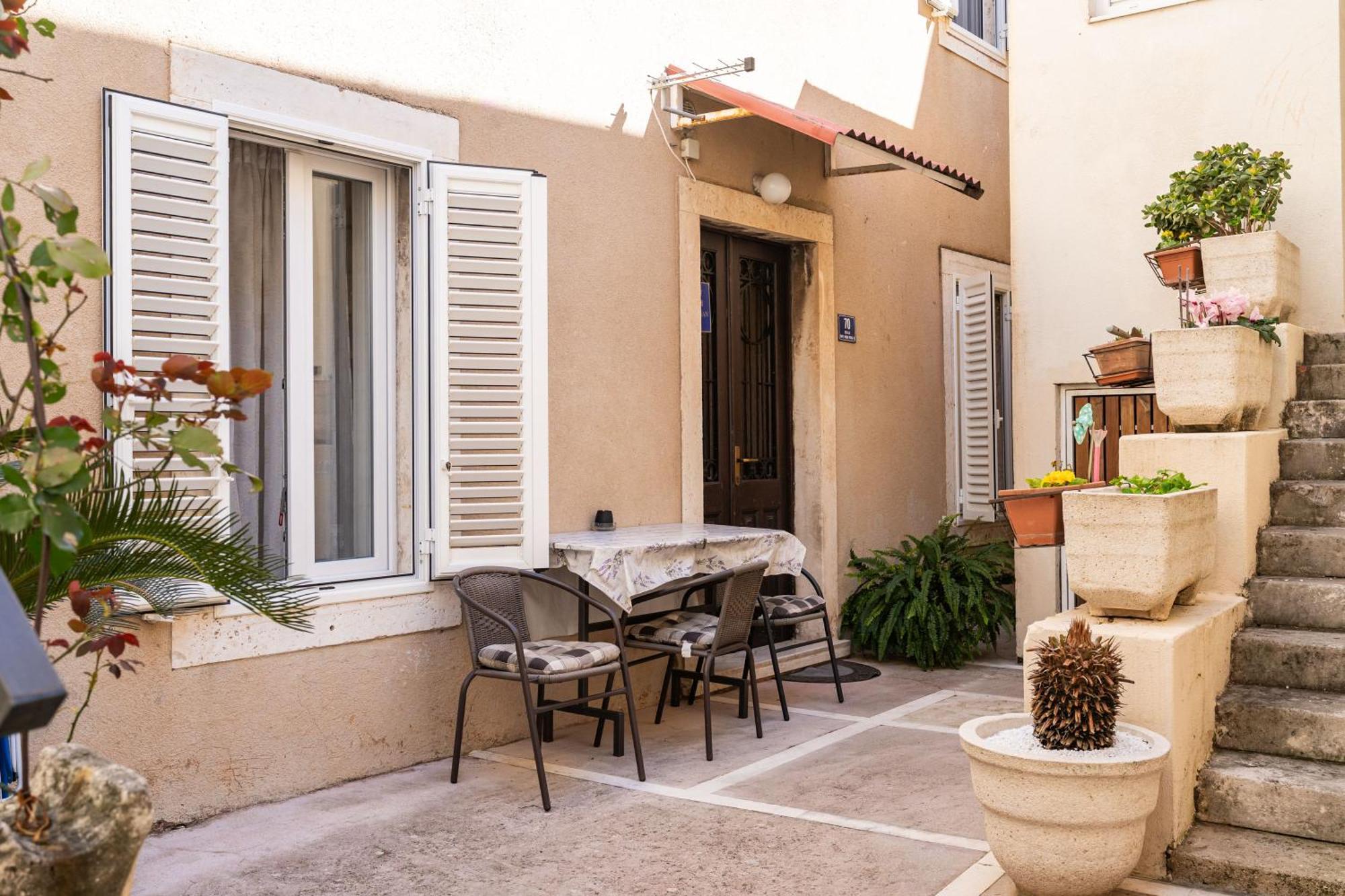 Apartment Family Tokic Dubrovnik Exterior photo